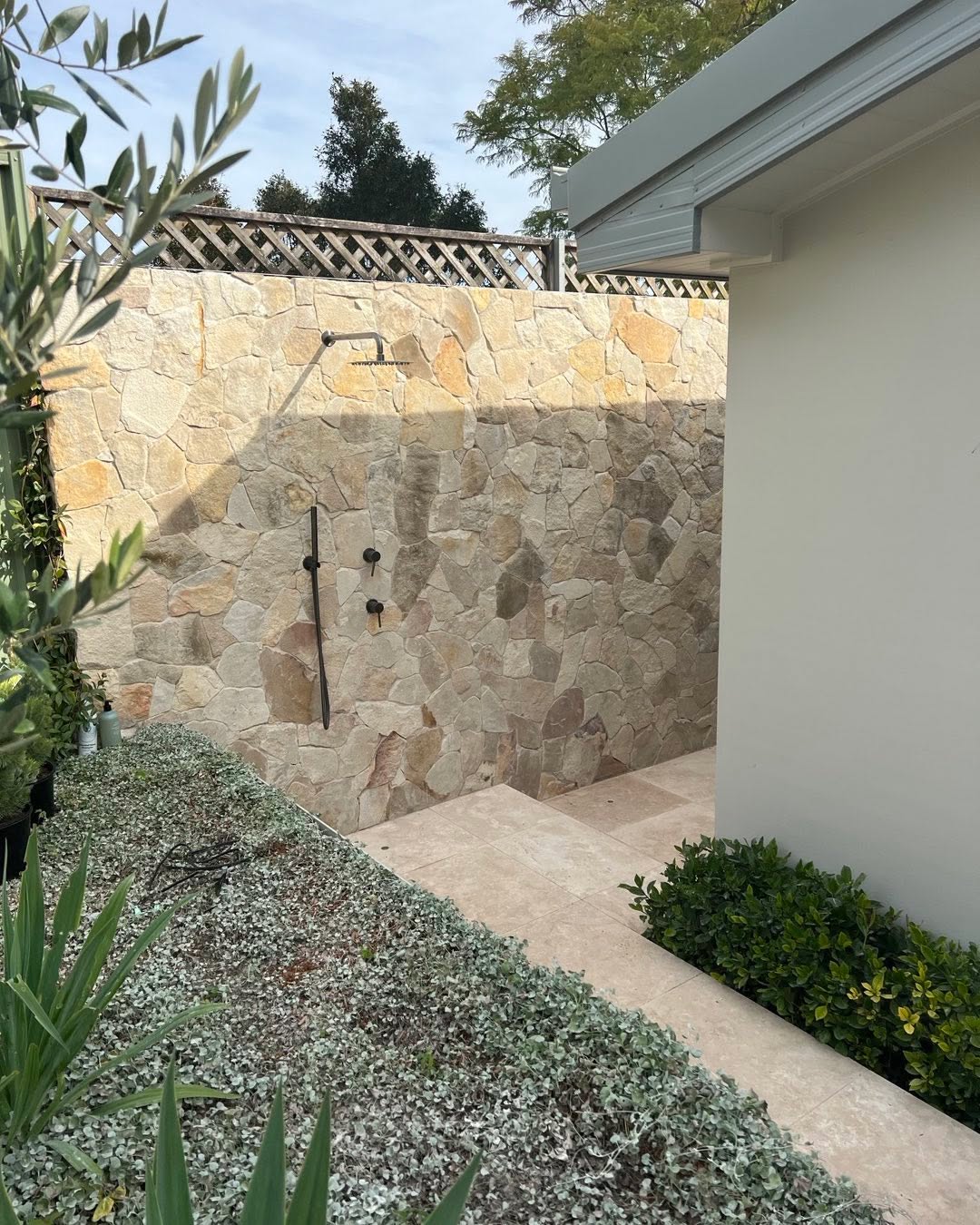Landscaped garden by Townsend Landscaping