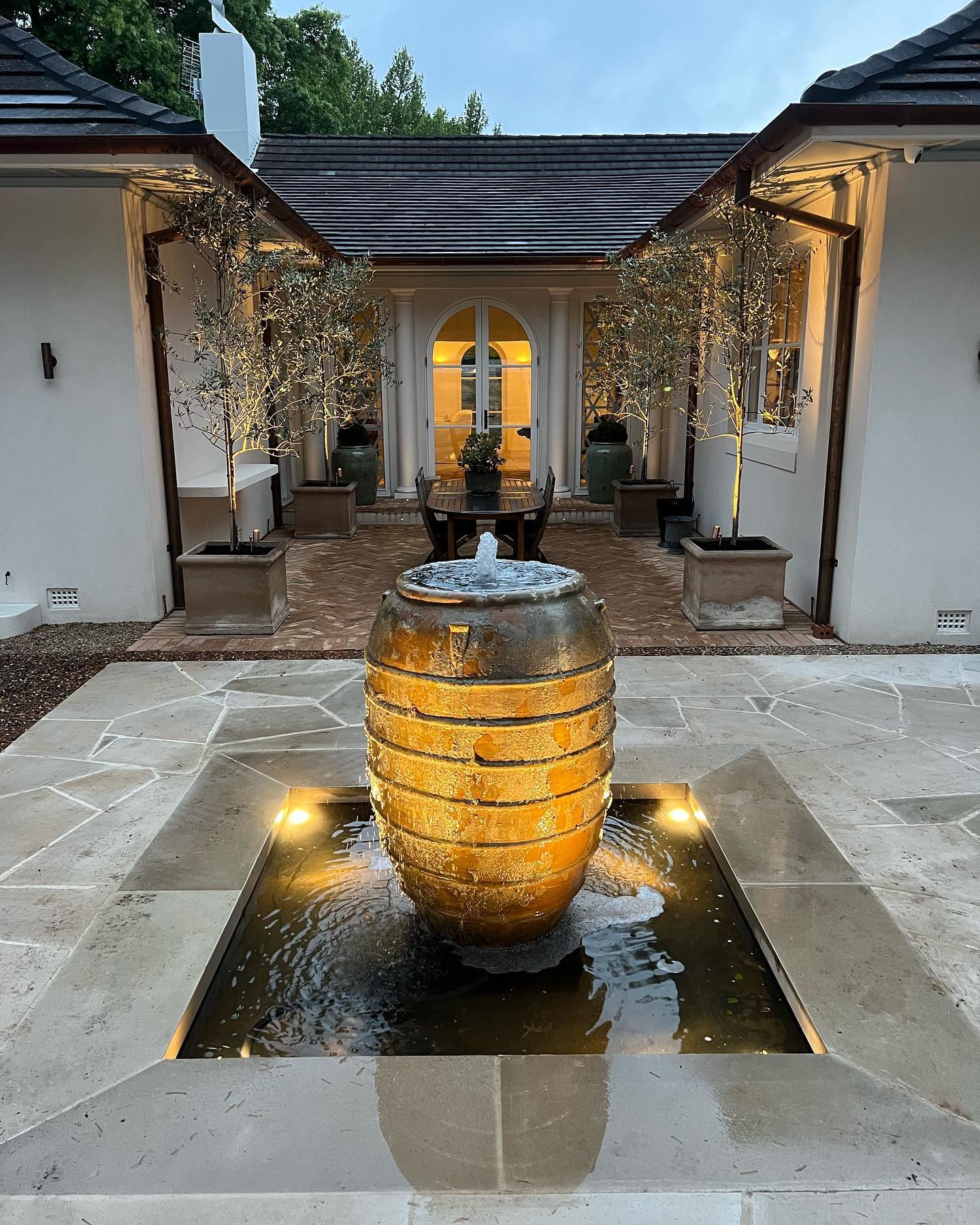 Landscaped garden by Townsend Landscaping